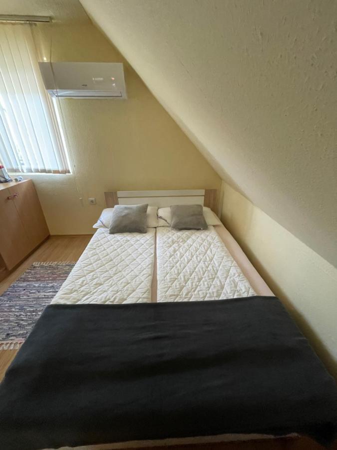 Mira Kucko Apartment